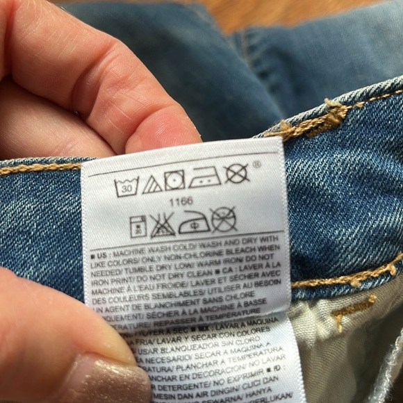 Brand new Old Navy, rockstar, low rise, blue jeans - Picture 14 of 16